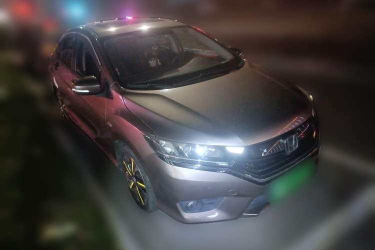 Used Honda Greiz 2016 1.5L CVT Luxury Edition Front Right 45 Deg