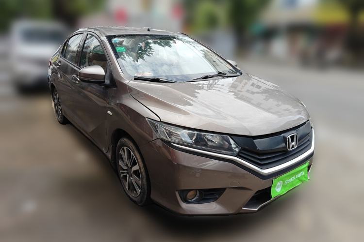 Used Honda Greiz 2016 1.5L CVT Classic Edition Front Right 45 Deg