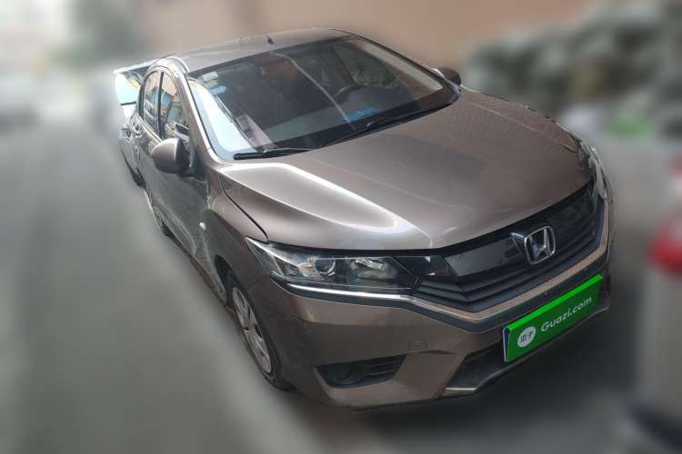 Used Honda Greiz 2016 1.5L CVT Classic Edition Front Right 45 Deg