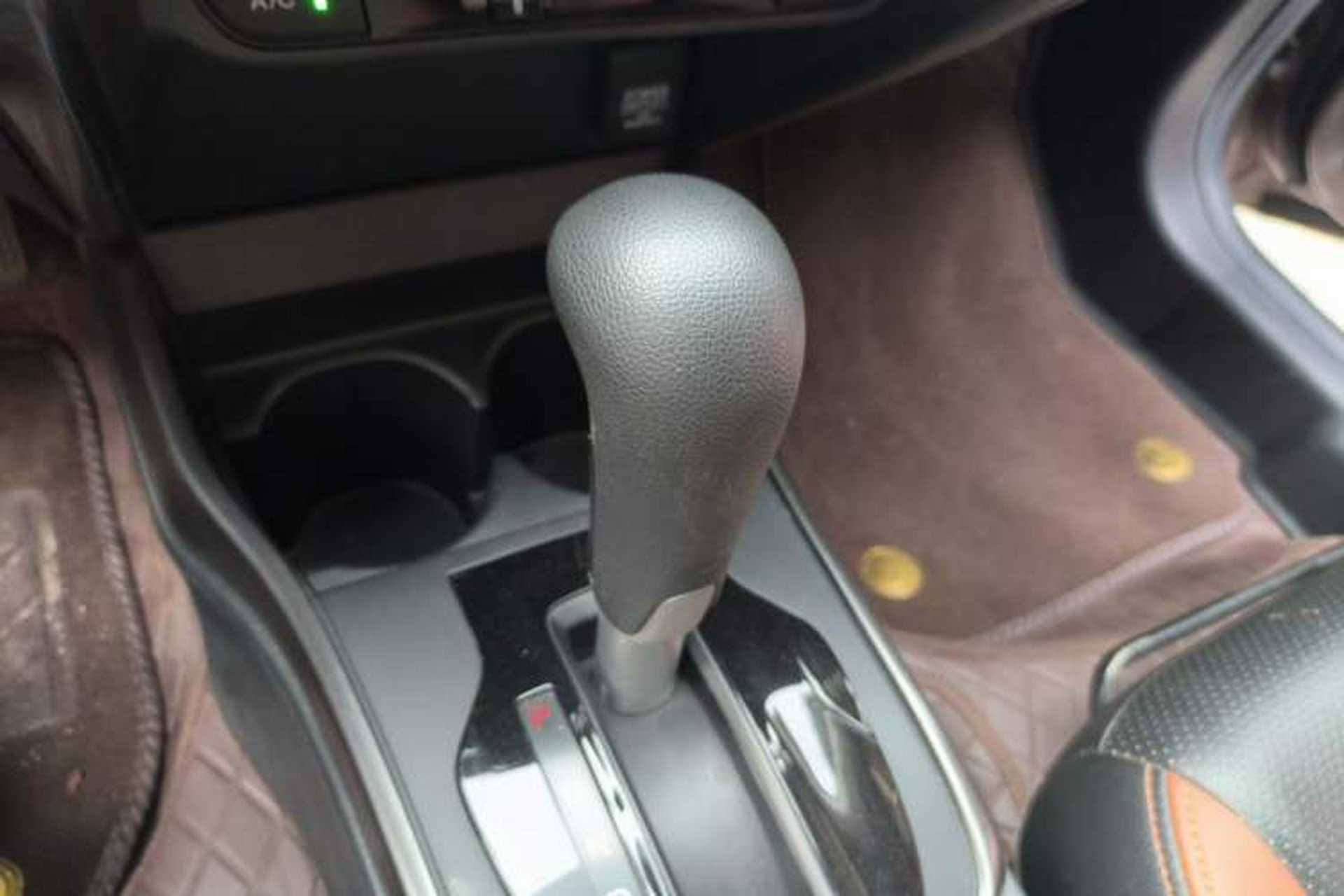 Used Honda Greiz 2016 1.5L CVT Classic Edition Gear Lever