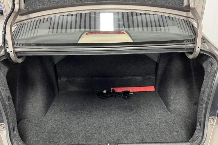Used Honda Greiz 2016 1.5L CVT Classic Edition Interior 9