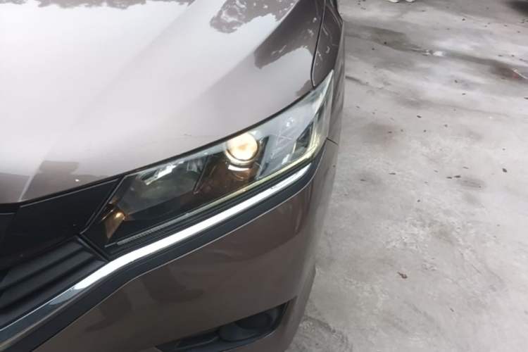 Used Honda Greiz 2016 1.5L CVT Classic Edition Left Front Headlight