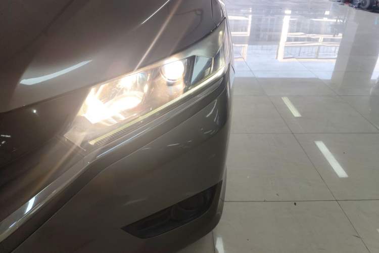 Used Honda Greiz 2016 1.5L CVT Classic Edition Left Front Headlight