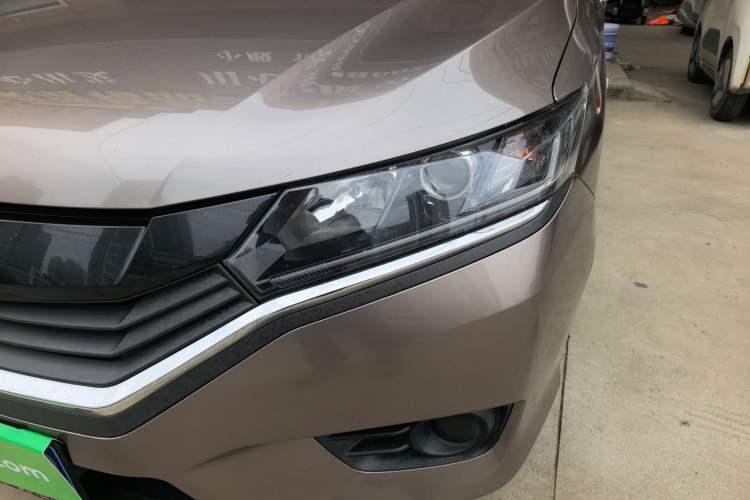 Used Honda Greiz 2016 1.5L Manual Classic Edition Left Front Headlight