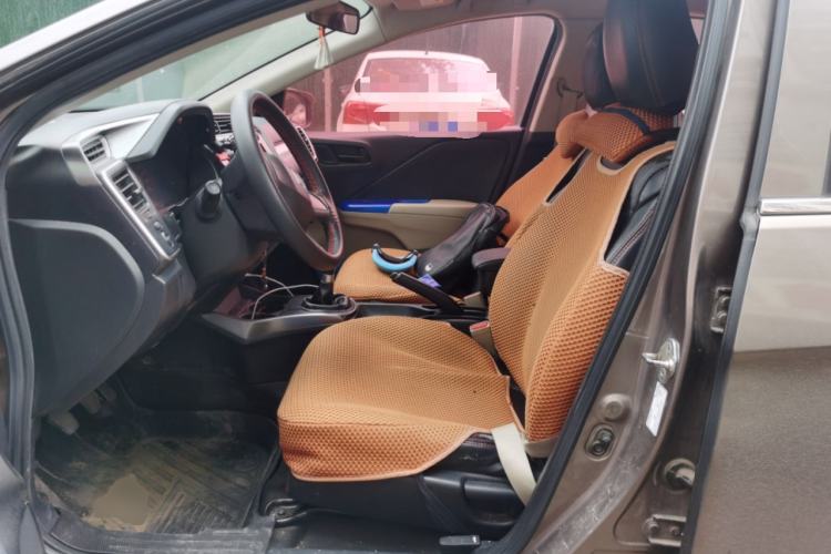 Used Honda Greiz 2016 1.5L Manual Classic Edition Left Front Seat