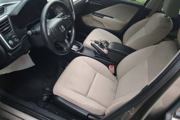Used Honda Greiz 2016 1.5L CVT Classic Edition Left Front Seat