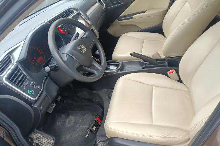 Used Honda Greiz 2016 1.5L CVT Classic Edition Left Front Seat