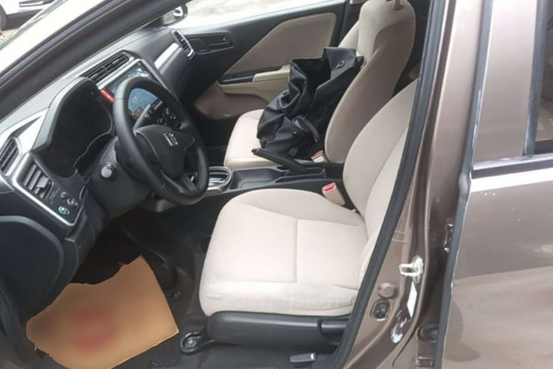 Used Honda Greiz 2016 1.5L CVT Classic Edition Left Front Seat