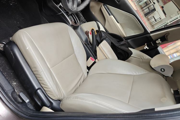 Used Honda Greiz 2016 1.5L CVT Classic Edition Left Front Seat