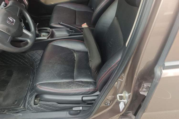Used Honda Greiz 2016 1.5L CVT Classic Edition Left Front Seat