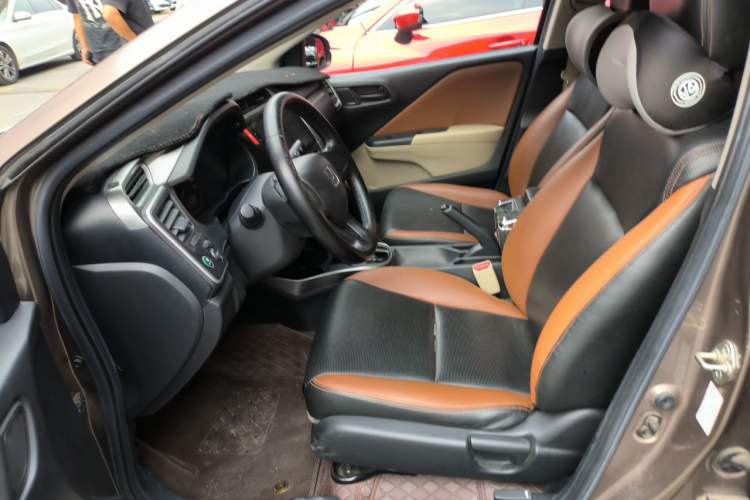 Used Honda Greiz 2016 1.5L CVT Classic Edition Left Front Seat