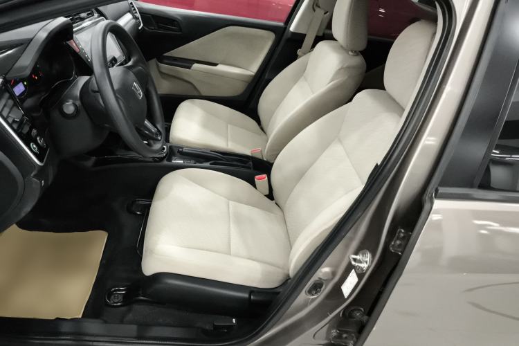 Used Honda Greiz 2016 1.5L CVT Comfort Version Left Front Seat