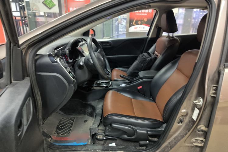Used Honda Greiz 2016 1.5L CVT Fashion Edition Left Front Seat