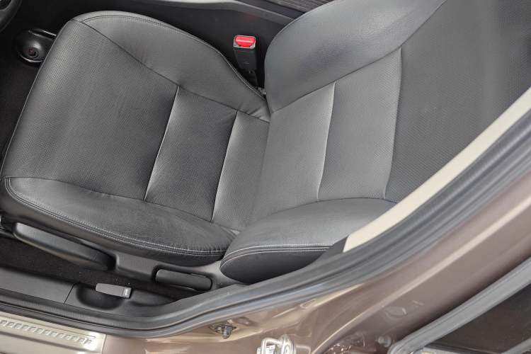 Used Honda Greiz 2016 1.5L CVT Luxury Edition Left Front Seat