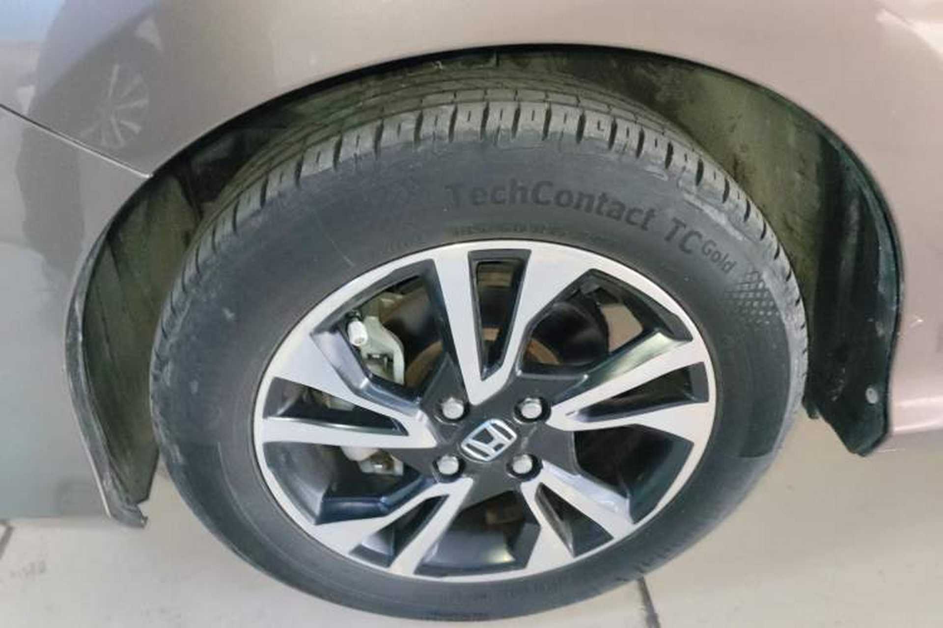 Used Honda Greiz 2016 1.5L CVT Comfort Version Left Front Wheel Hub