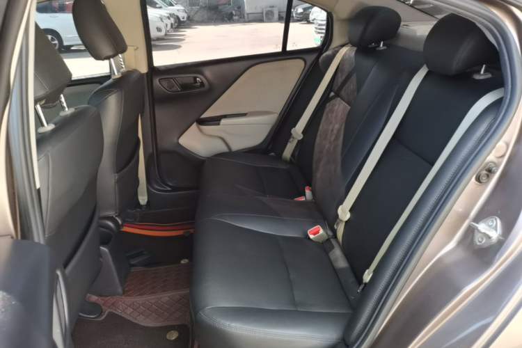 Used Honda Greiz 2016 1.5L Manual Classic Edition Left Rear Seat