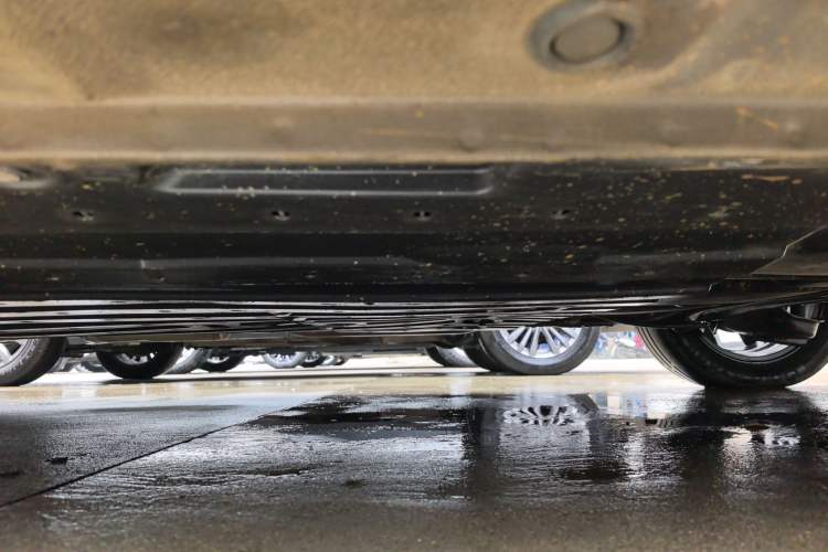 Used Honda Greiz 2016 1.5L Manual Classic Edition Left Side Sill