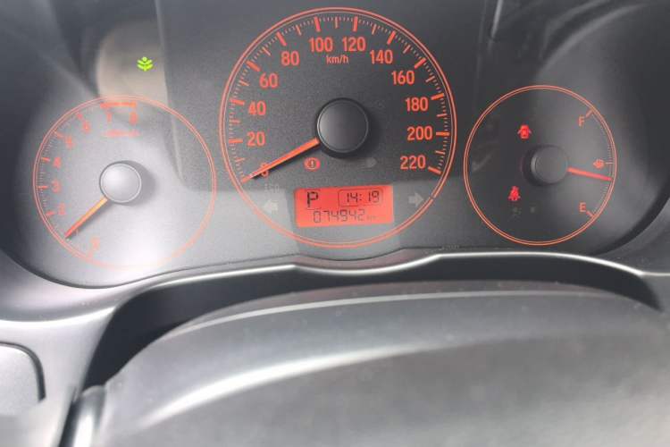 Used Honda Greiz 2016 1.5L CVT Classic Edition Odometer Close Up