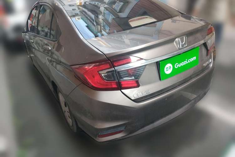 Used Honda Greiz 2016 1.5L CVT Classic Edition Rear Left 45 Deg