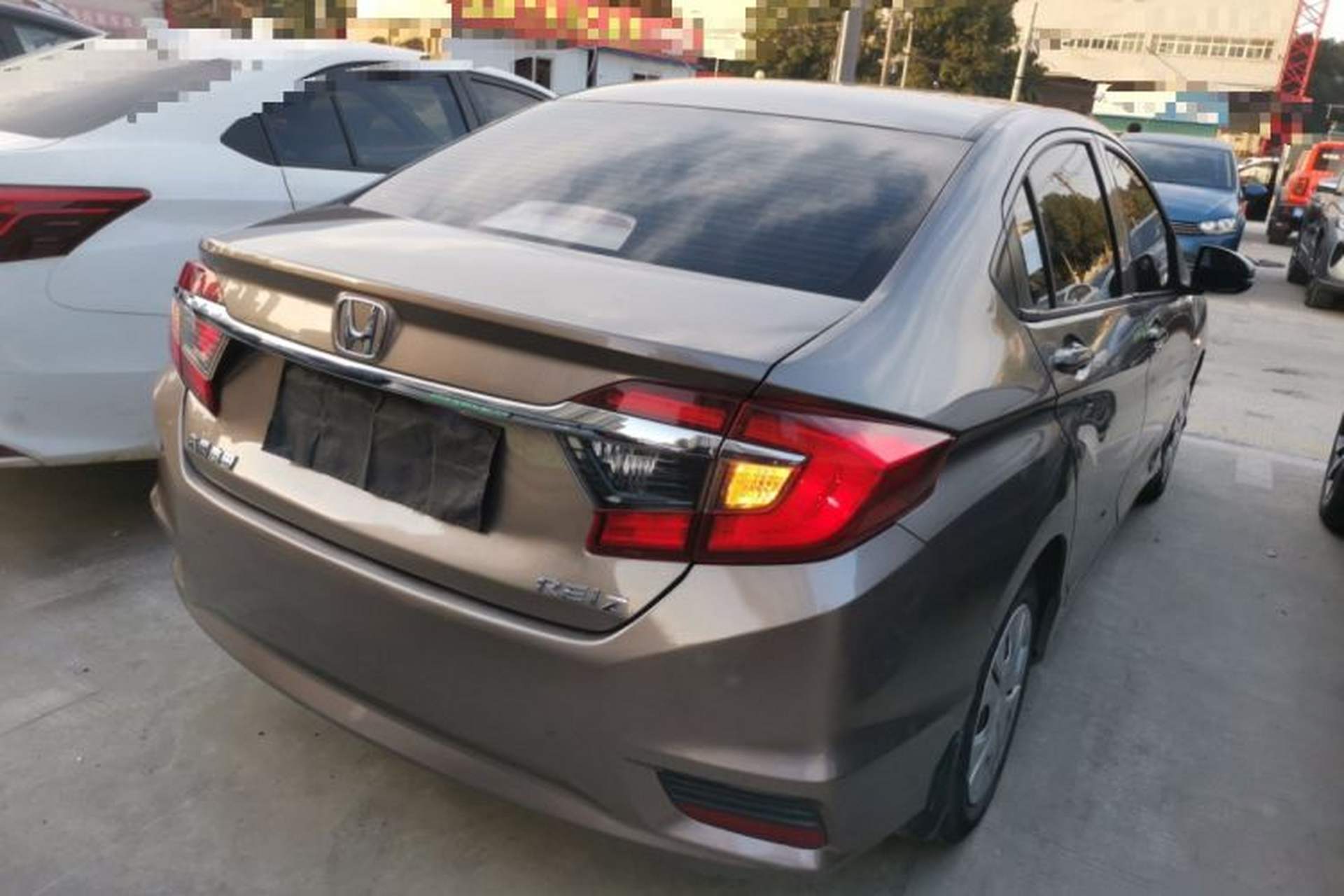 Used Honda Greiz 2016 1.5L CVT Classic Edition Rear Right 45 Deg