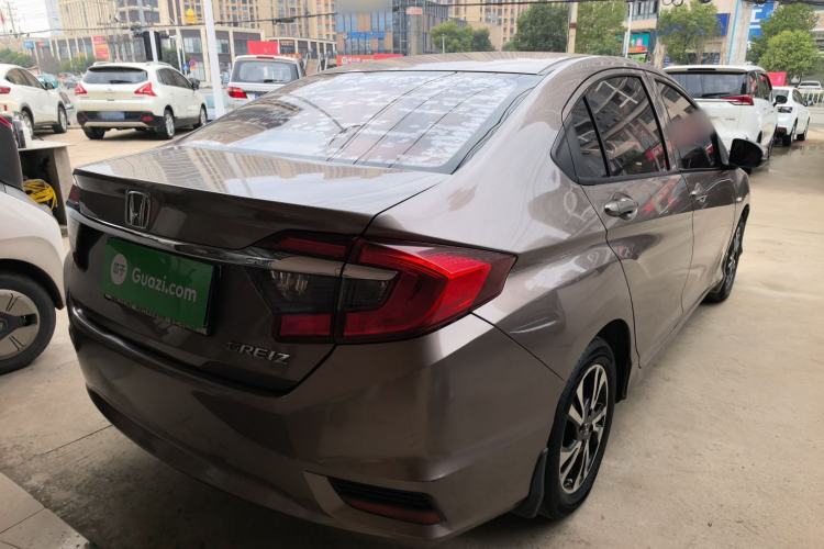 Used Honda Greiz 2016 1.5L Manual Classic Edition Rear Right 45 Deg