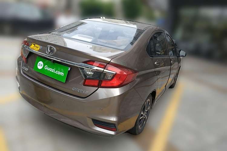 Used Honda Greiz 2016 1.5L Manual Classic Edition Rear Right 45 Deg