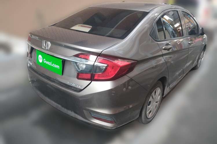 Used Honda Greiz 2016 1.5L CVT Classic Edition Rear Right 45 Deg
