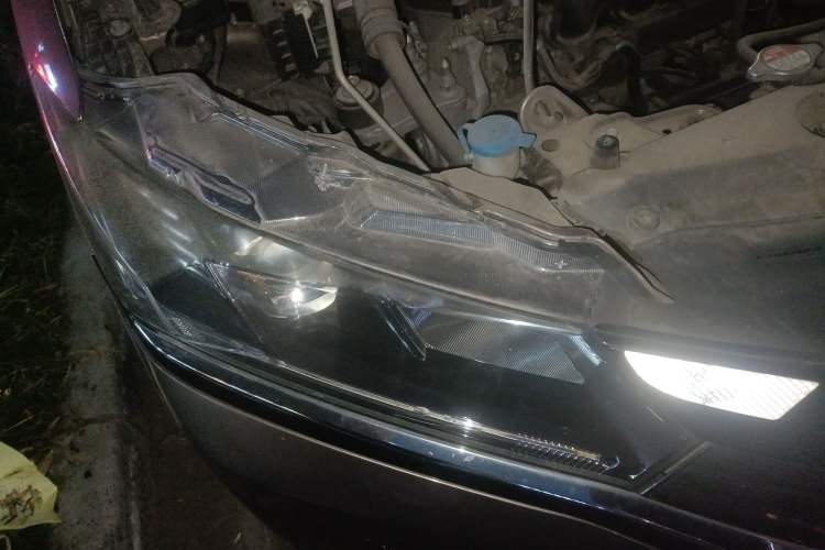 Used Honda Greiz 2016 1.5L CVT Luxury Edition Right Front Headlight