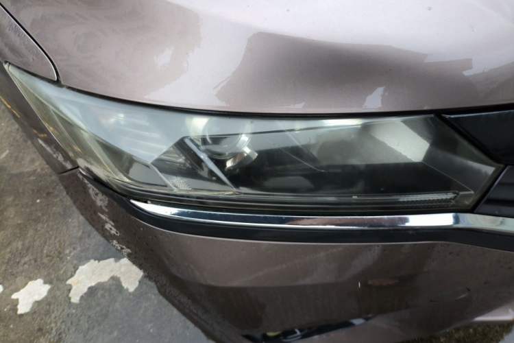 Used Honda Greiz 2016 1.5L CVT Classic Edition Right Front Headlight