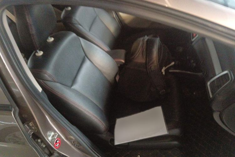 Used Honda Greiz 2016 1.5L CVT Classic Edition Right Front Seat