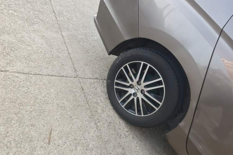 Used Honda Greiz 2016 1.5L CVT Classic Edition Right Rear Wheel Hub