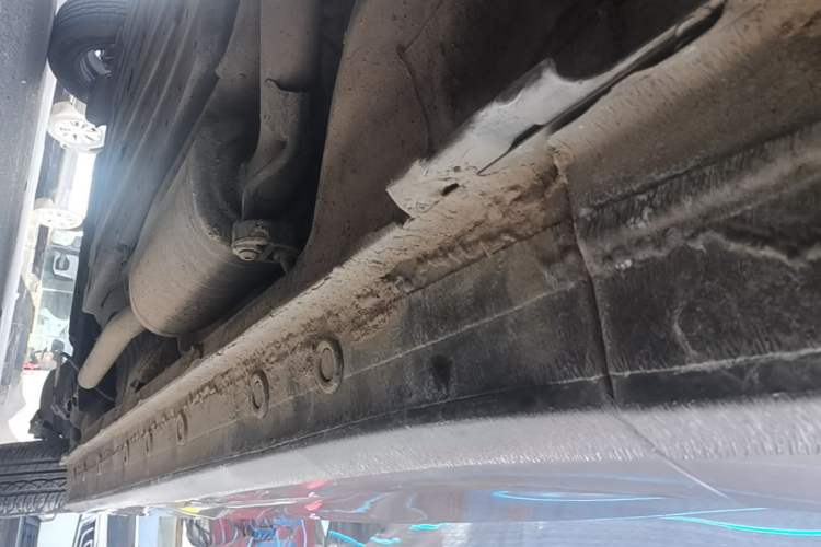Used Honda Greiz 2016 1.5L Manual Classic Edition Right Side Sill