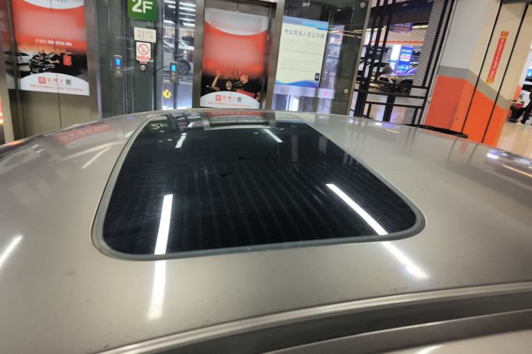 Used Honda Greiz 2016 1.5L CVT Fashion Edition Roof