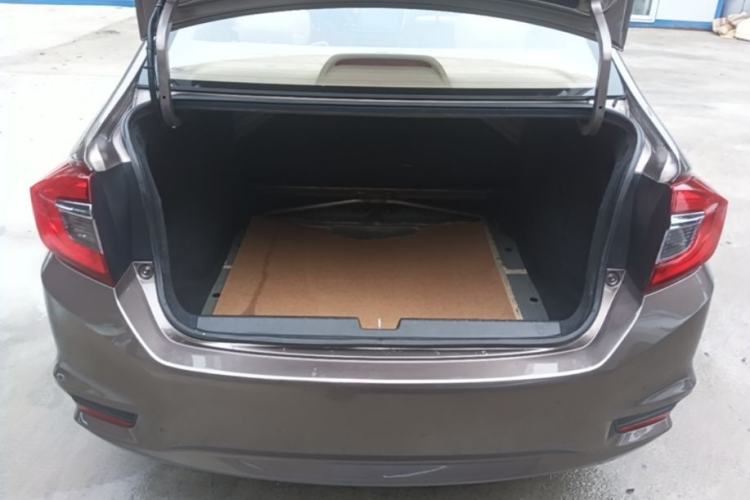Used Honda Greiz 2016 1.5L CVT Classic Edition Trunk