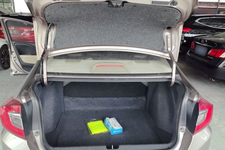 Used Honda Greiz 2016 1.5L CVT Classic Edition Trunk