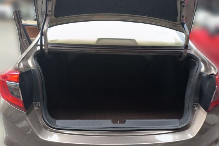 Used Honda Greiz 2016 1.5L CVT Classic Edition Trunk