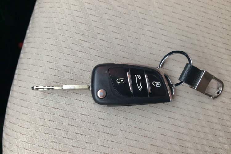 Used Honda Greiz 2016 1.5L Manual Classic Edition Vehicle Key