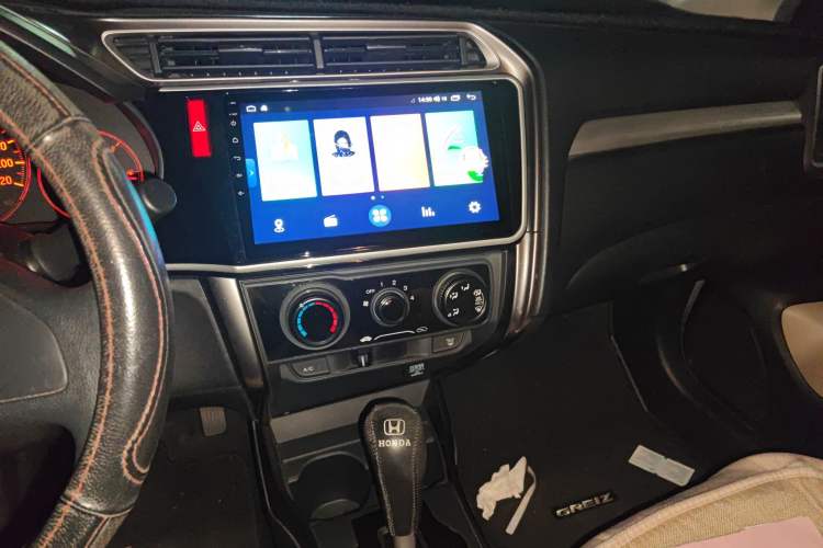 Used Honda Greiz 2016 1.5L CVT Classic Edition Audio And AC Panel