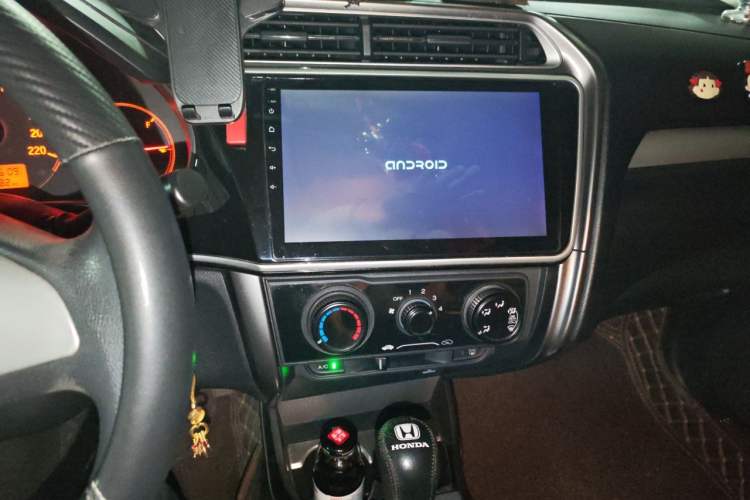 Used Honda Greiz 2016 1.5L CVT Classic Edition Audio And AC Panel