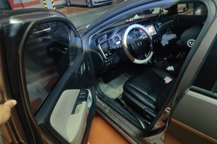 Used Honda Greiz 2016 1.5L CVT Comfort Version Driver Seat