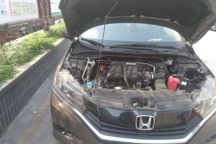 Used Honda Greiz 2016 1.5L CVT Classic Edition Engine Bay Right