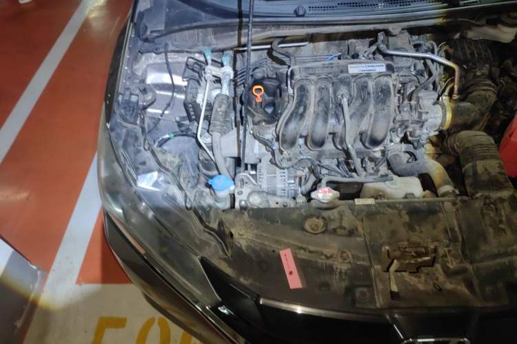 Used Honda Greiz 2016 1.5L CVT Comfort Version Engine Bay Right