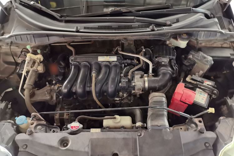 Used Honda Greiz 2016 1.5L CVT Comfort Version Engine Bay