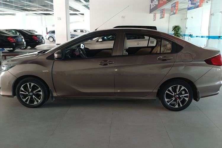 Used Honda Greiz 2016 1.5L CVT Classic Edition Exterior 3