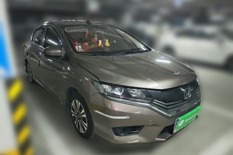 Used Honda Greiz 2016 1.5L CVT Classic Edition Front Right 45 Deg