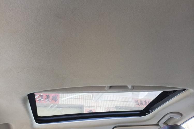 Used Honda Greiz 2016 1.5L CVT Fashion Edition Headliner