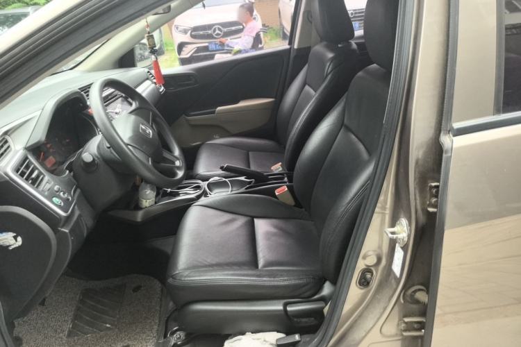 Used Honda Greiz 2016 1.5L CVT Classic Edition Left Front Seat
