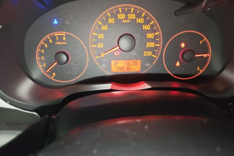 Used Honda Greiz 2016 1.5L CVT Classic Edition Odometer Close Up