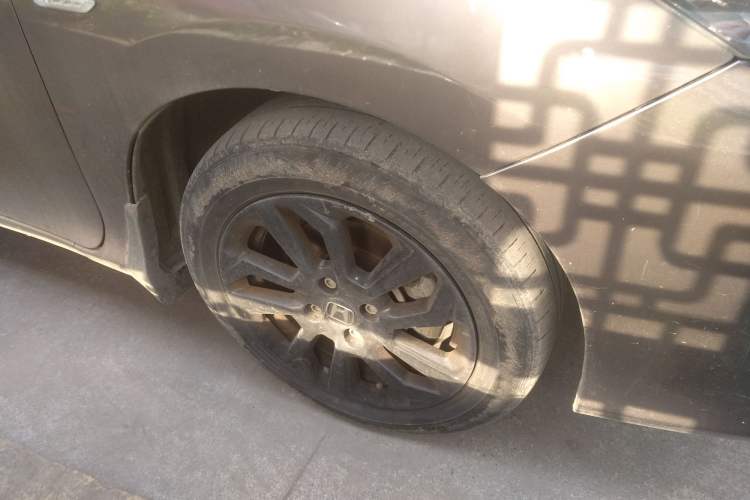 Used Honda Greiz 2016 1.5L CVT Classic Edition Right Front Wheel Hub