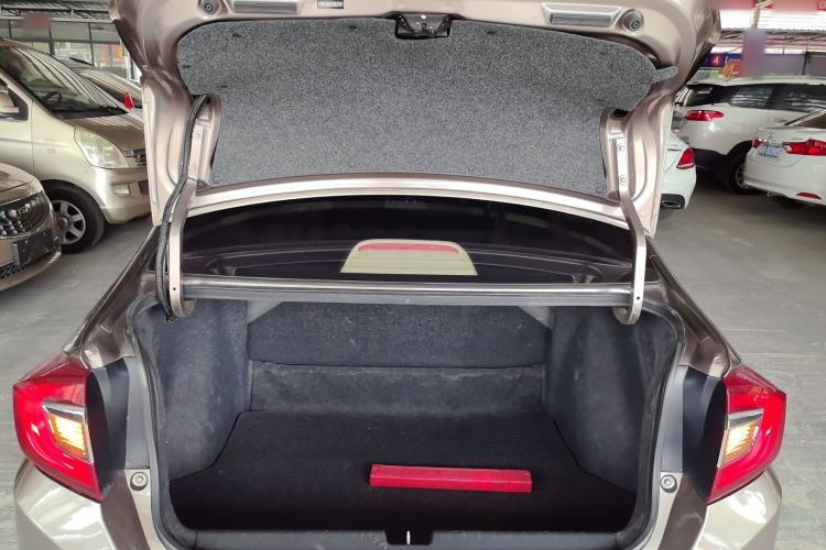 Used Honda Greiz 2016 1.5L CVT Comfort Version Trunk